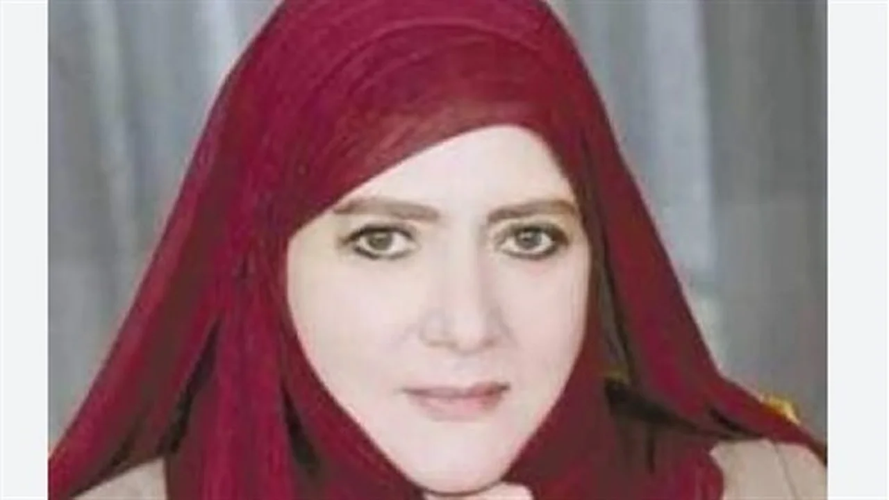 شمس البارودي ترد.. حقيقة تلقي فنانات مبالغ مالية مقابل ارتداء الحجاب والمشاركة في اعتزالات